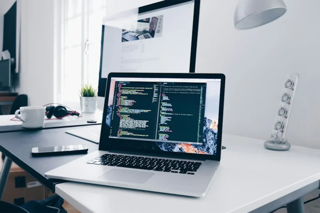 IT Products & Technology Solution1